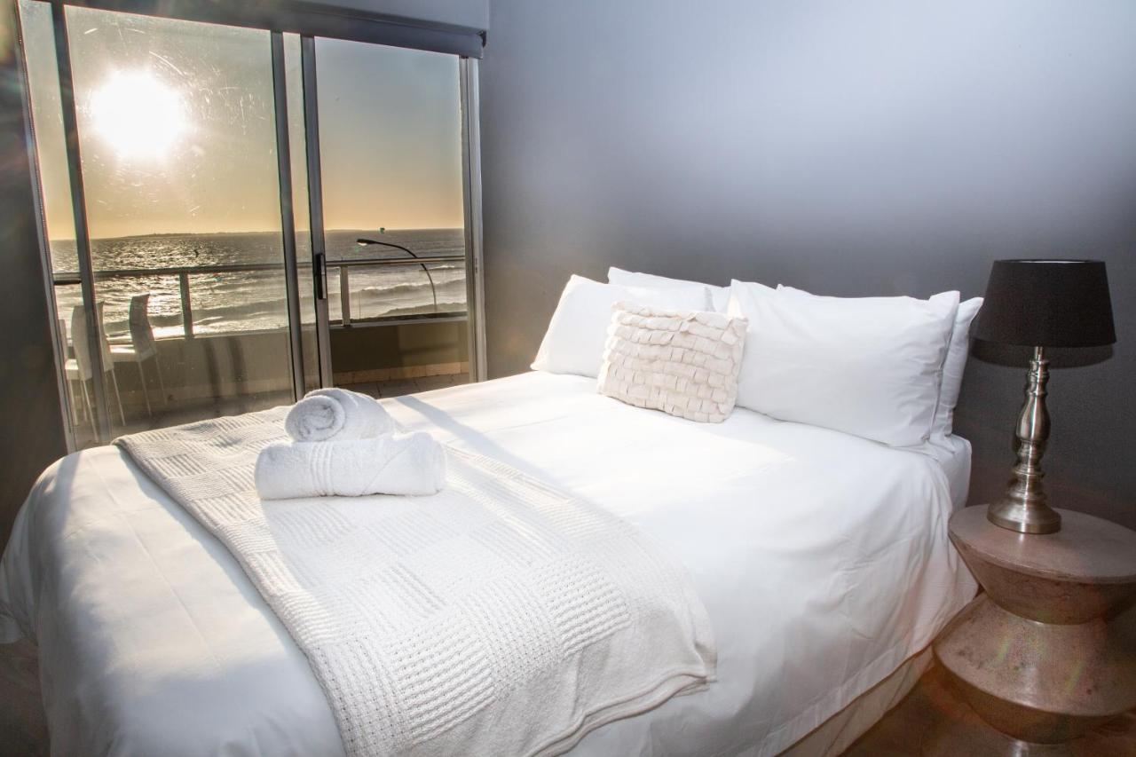 Spacious Luxury 3 Bedroom Apartment B401 Sea Spray Kapstaden Exteriör bild